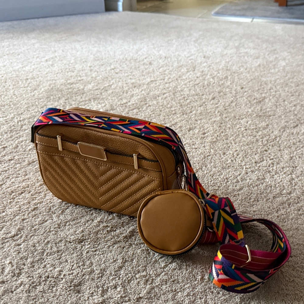 NWOT Elegant Brown Crossbody Bag with Multicolor Adjustable Strap